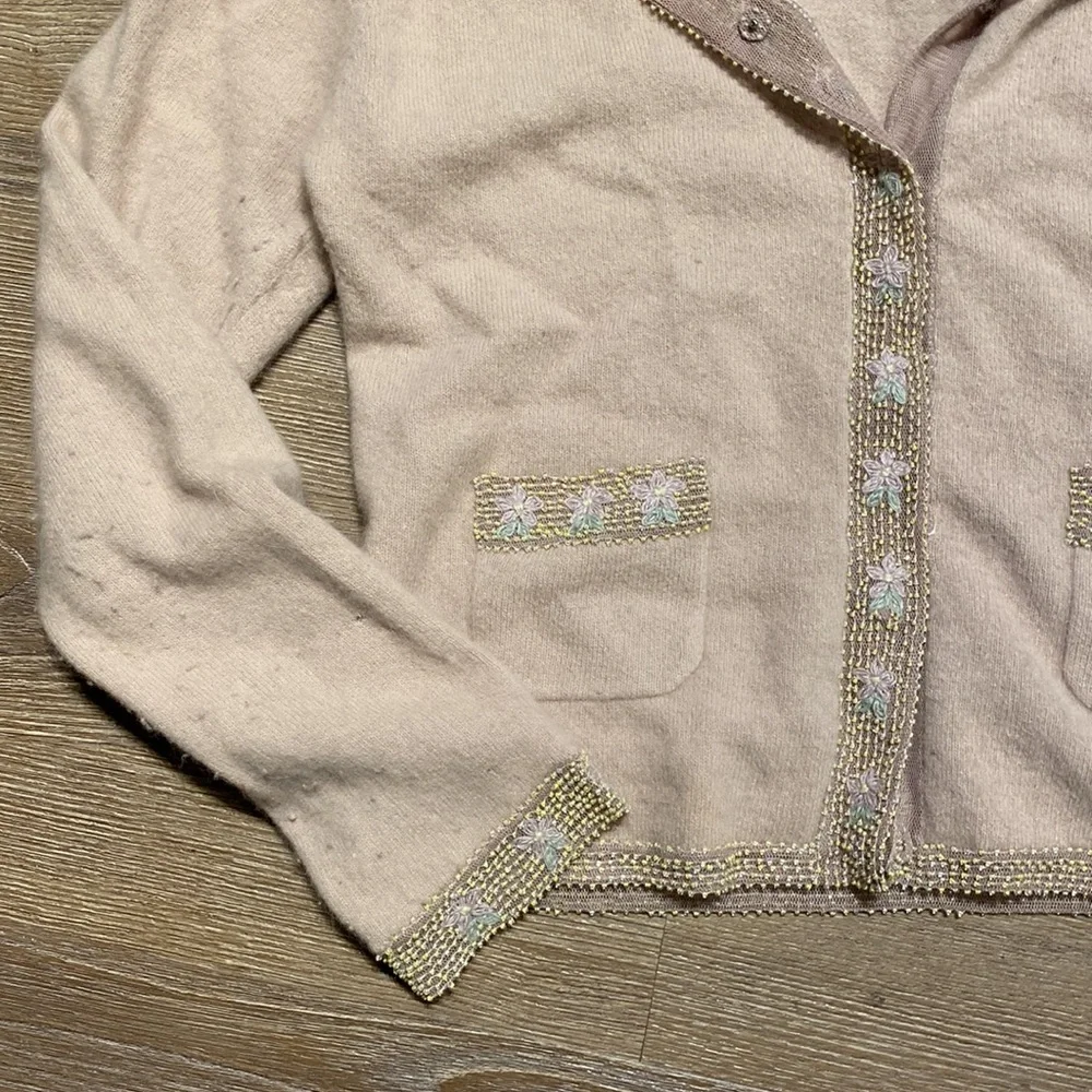 Moschino Wool Cardigan❤️ - Picture 6 of 17